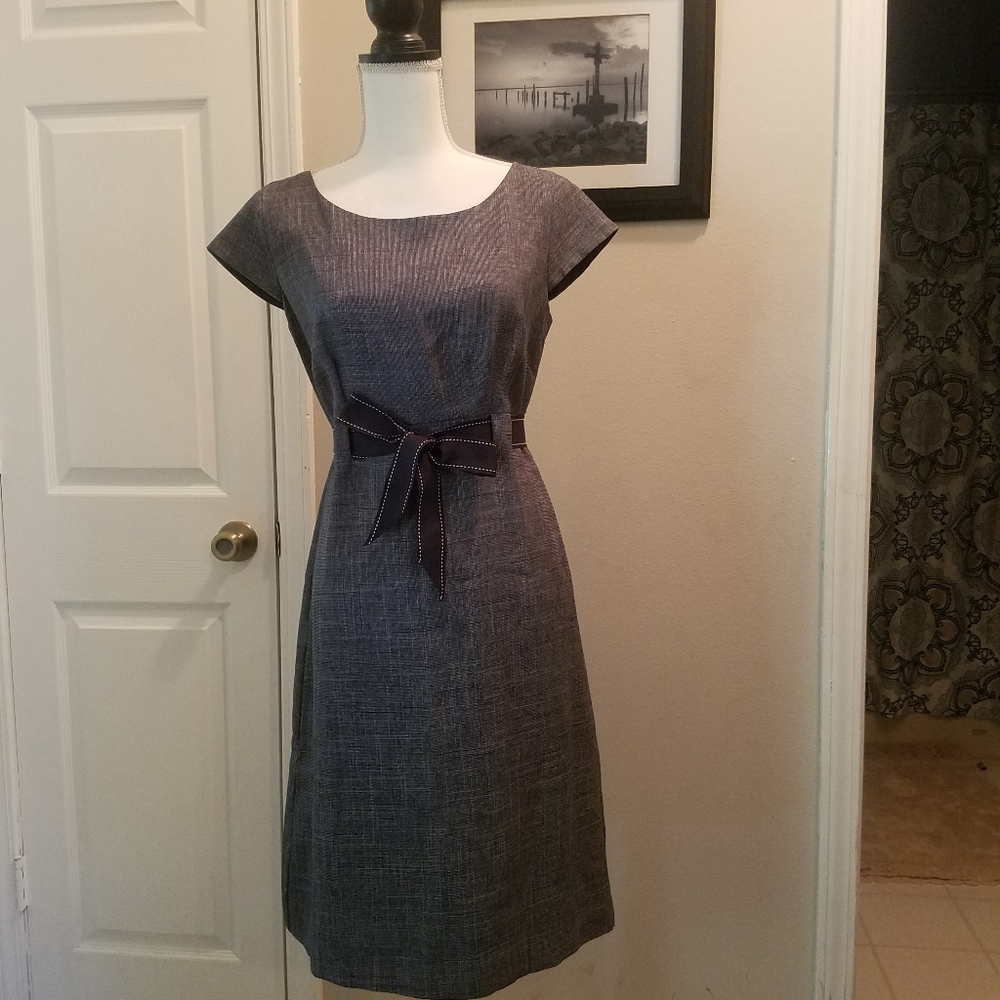 Dress - Picture 2 of 7